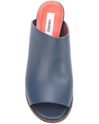 Синие кожаные сабо от Humanoid