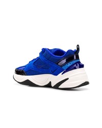 Женские синие кроссовки от Nike