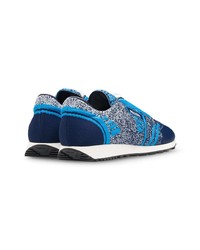 Мужские синие низкие кеды от Prada