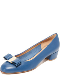 Синие туфли от Salvatore Ferragamo