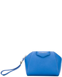 Синий клатч с геометрическим рисунком от Givenchy