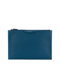 Синий кожаный клатч от Givenchy