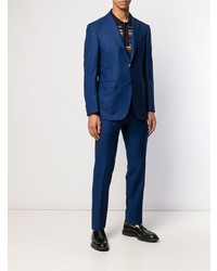 Синий костюм от Canali