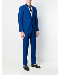 Синий костюм от Kiton