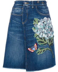 Синяя джинсовая юбка-карандаш с вышивкой от Dolce & Gabbana