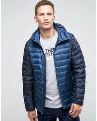 Мужская синяя куртка-пуховик от The North Face