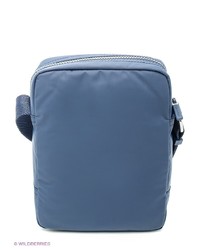 Синяя сумка почтальона от Calvin Klein