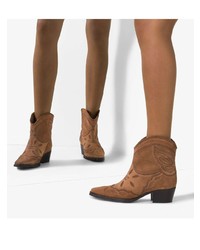 Табачные замшевые ботильоны с вырезом от Ganni