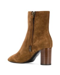 Табачные замшевые ботильоны от Saint Laurent