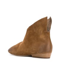 Табачные замшевые ботильоны от Marsèll