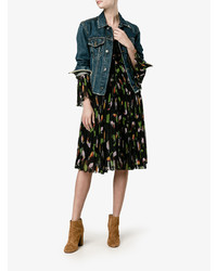 Табачные замшевые ботильоны от Aquazzura