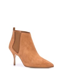 Табачные замшевые ботильоны от Manolo Blahnik
