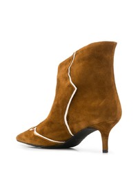 Табачные замшевые ботильоны от Marc Ellis