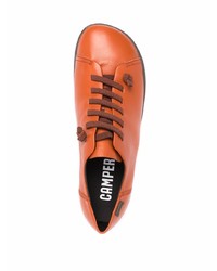 Мужские табачные кожаные низкие кеды от Camper