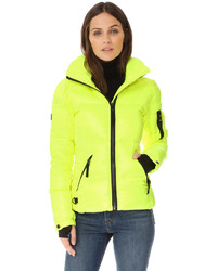 Женская темно-зеленая куртка от SAM.