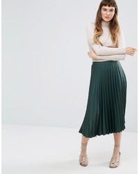 Темно-зеленая сатиновая юбка со складками от Miss Selfridge