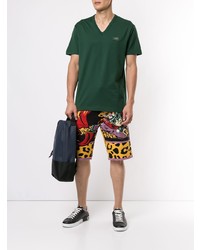 Мужская темно-зеленая футболка с v-образным вырезом от Dolce & Gabbana