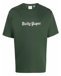 Мужская темно-зеленая футболка с круглым вырезом с принтом от Daily Paper