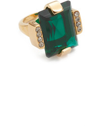 Темно-зеленое кольцо