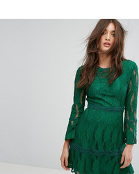 Темно-зеленое кружевное платье прямого кроя от Boohoo