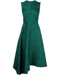 Темно-зеленое платье с узором "в ёлочку"