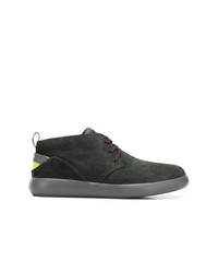 Темно-зеленые замшевые ботинки дезерты от Camper