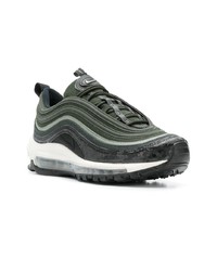 Женские темно-зеленые кроссовки от Nike