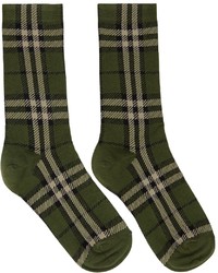 Темно-зеленые носки в шотландскую клетку