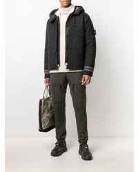 Мужские темно-зеленые спортивные штаны от Stone Island