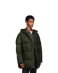 Мужской темно-зеленый пуховик от Prada
