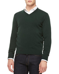 Темно-зеленый свитер с v-образным вырезом