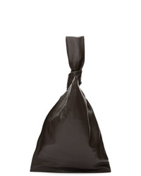 Темно-коричневая кожаная сумка-мешок от Bottega Veneta