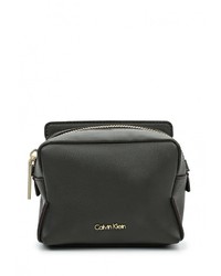 Темно-коричневая кожаная сумка через плечо от Calvin Klein Jeans