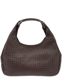 Женская темно-коричневая кожаная сумка от Bottega Veneta