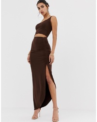 Темно-коричневое облегающее платье от PrettyLittleThing
