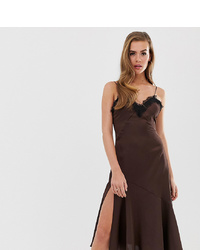 Темно-коричневое платье-комбинация от Boohoo