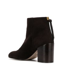 Темно-коричневые замшевые ботильоны от Stuart Weitzman