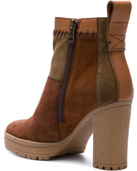 Темно-коричневые замшевые ботильоны от See by Chloe