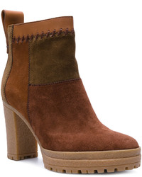 Темно-коричневые замшевые ботильоны от See by Chloe