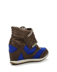 Темно-коричневые кожаные кроссовки на танкетке от Catisa