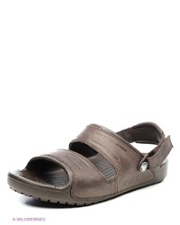 Мужские темно-коричневые кожаные сандалии от Crocs