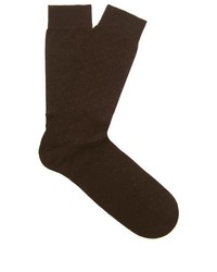Темно-коричневые носки в горошек