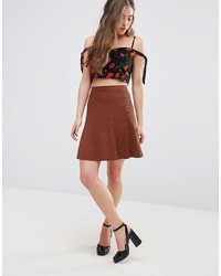 Темно-коричневый укороченный топ от Glamorous