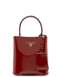 Темно-красная кожаная сумка через плечо от Prada