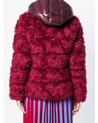 Темно-красная короткая шуба от Moncler