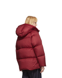 Женская темно-красная куртка-пуховик от Moncler