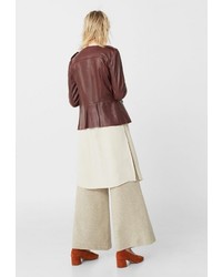 Женская темно-красная куртка от Mango