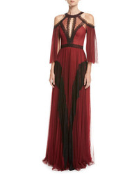 Темно-красное вечернее платье из фатина со складками