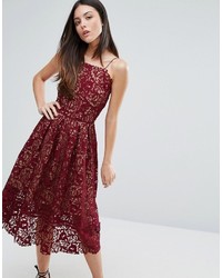 Темно-красное кружевное платье-миди от Warehouse