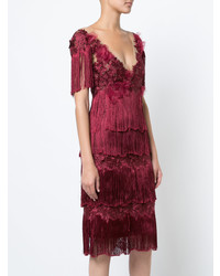 Темно-красное кружевное платье-футляр от Marchesa Notte